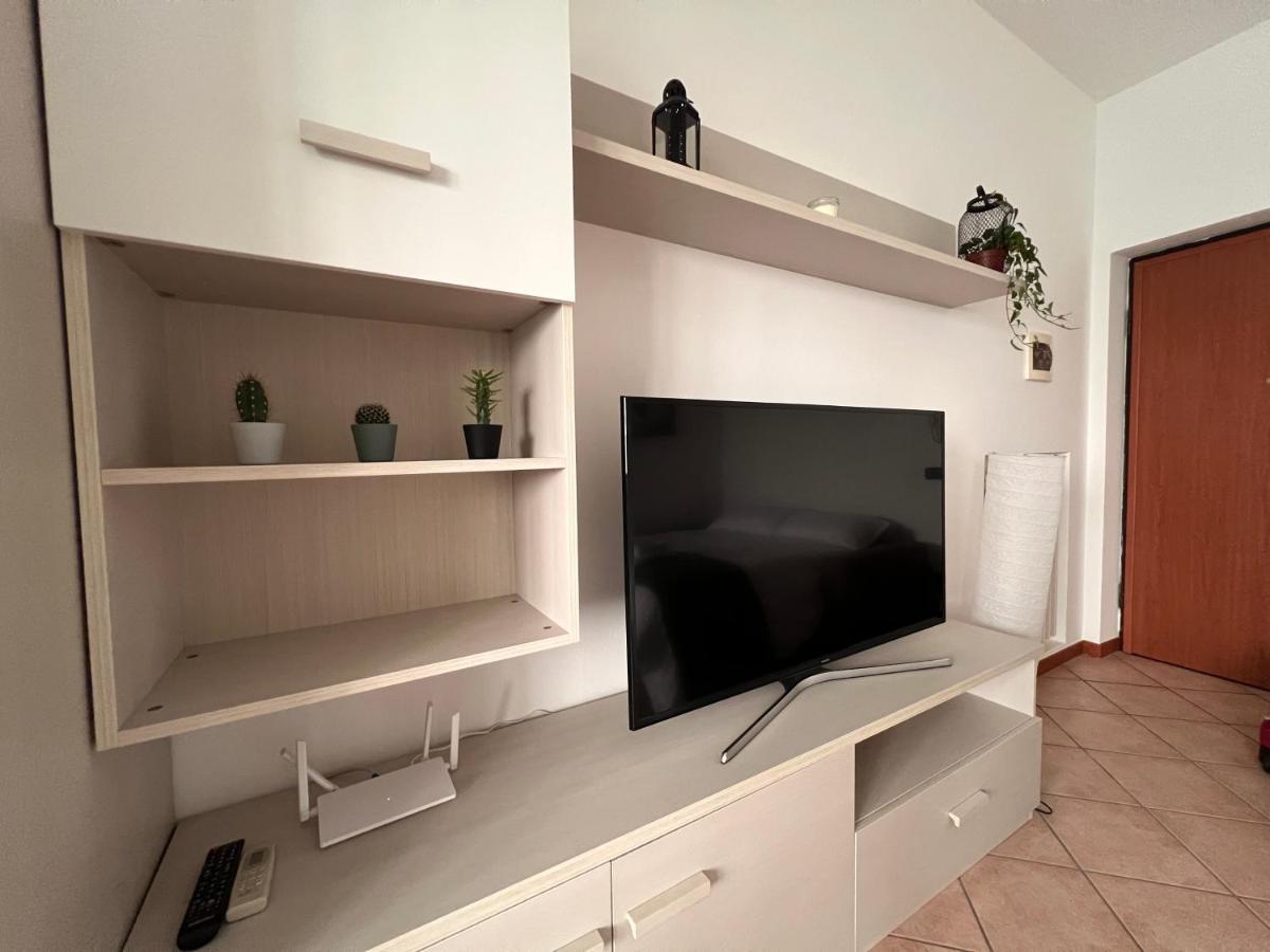 Ferienwohnung Shelby House Senago Exterior foto